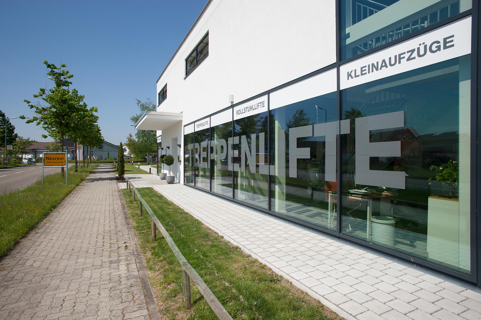 Schlüsselfertiger Gewerbebau in Karlsruhe